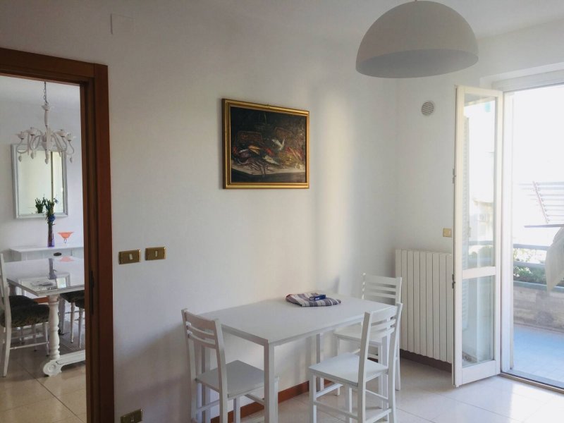 San Benedetto del Tronto appartamento con balconi a Ascoli Piceno in Affitto