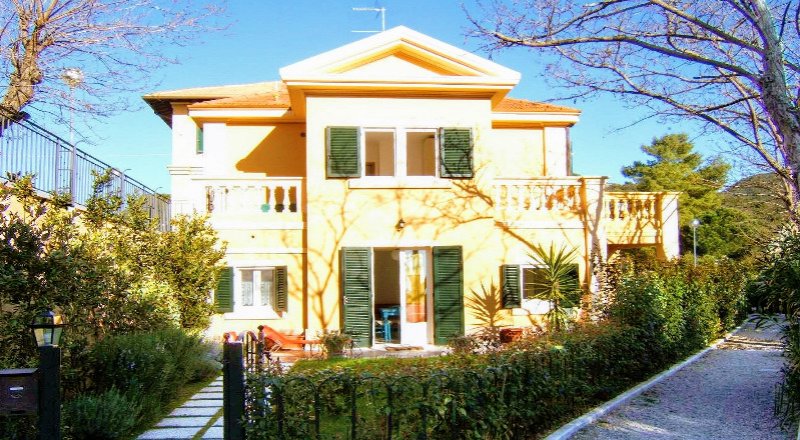 San Vincenzo localit San Carlo casa a Livorno in Vendita