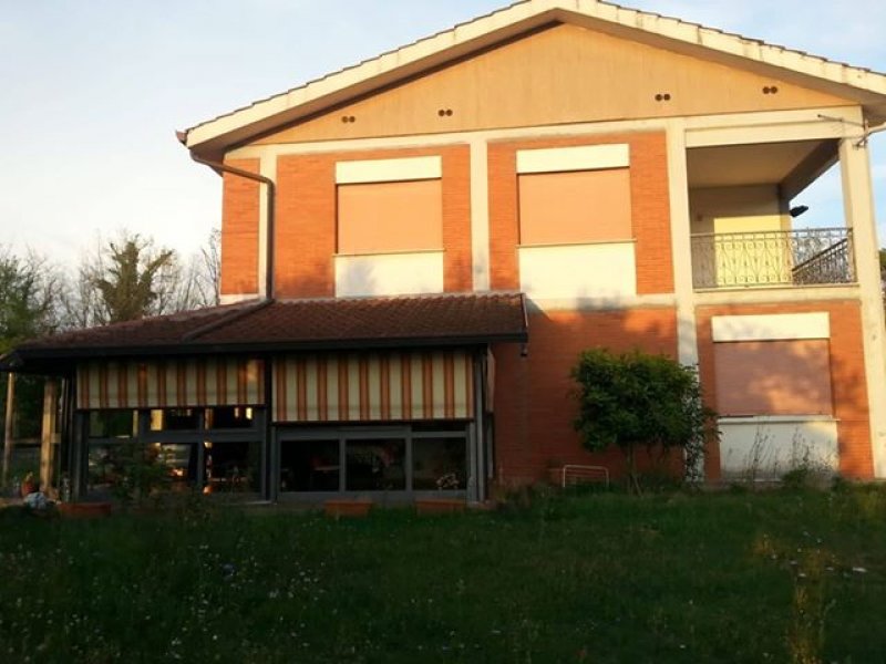 Pignataro Interamna casa su due livelli a Frosinone in Vendita