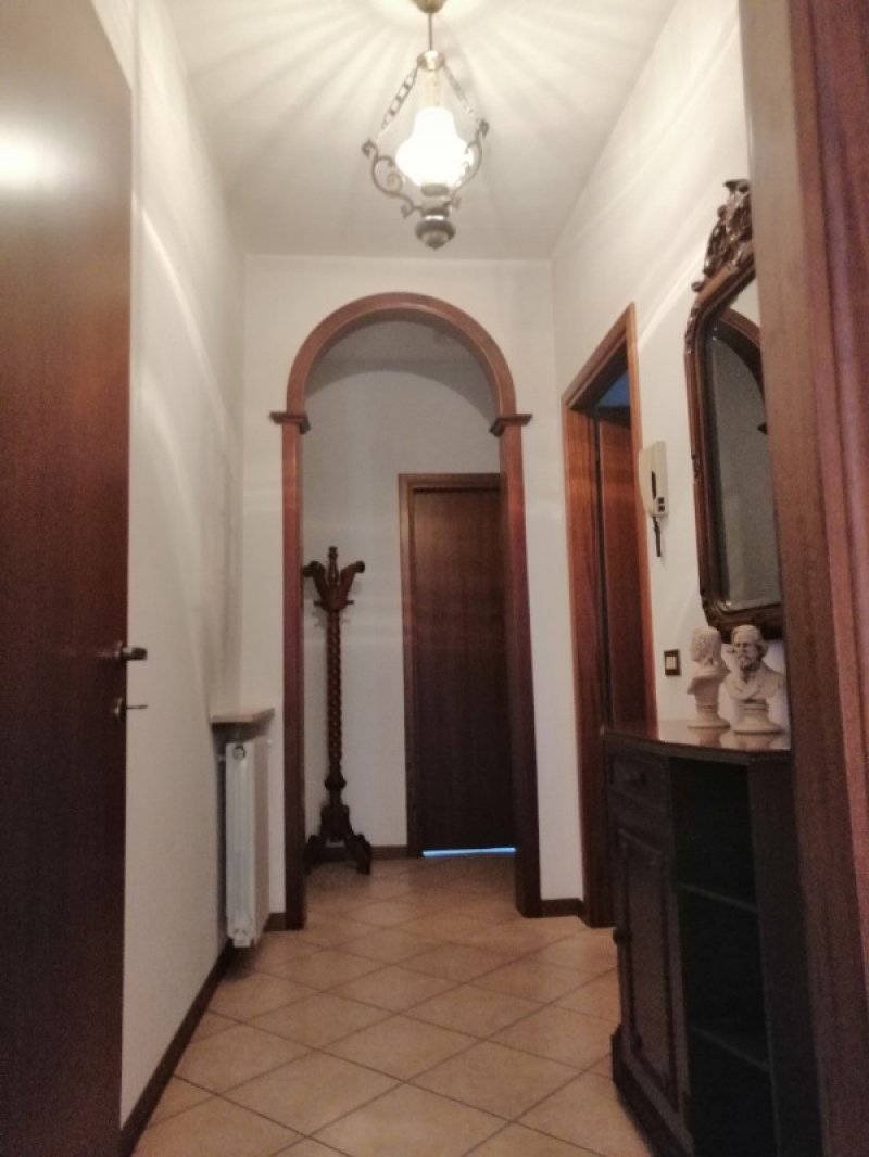Soresina abitazione su due livelli a Cremona in Vendita