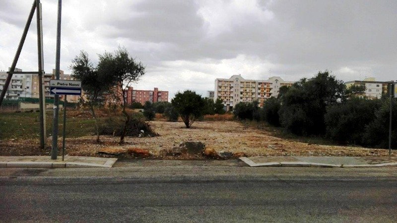Bitonto terreno rettangolare in centro a Bari in Vendita