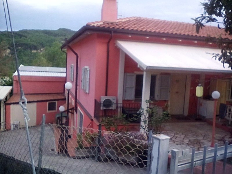 Casa a Pietracuta di San Leo a Rimini in Vendita