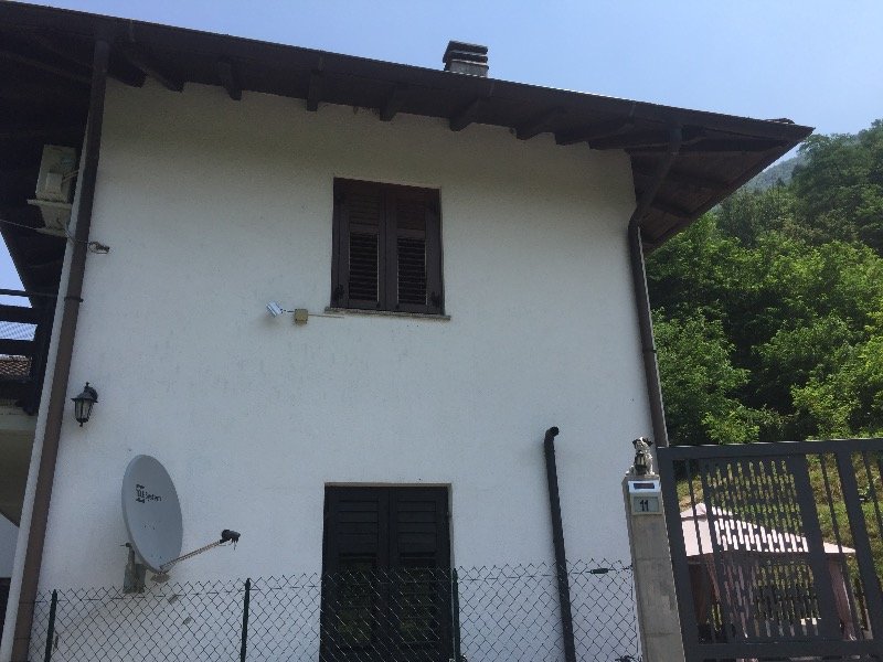 Roncegno Terme porzione di casa bifamiliare a Trento in Vendita