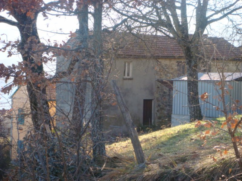 Ferriere porzione di casa rustica a Piacenza in Vendita