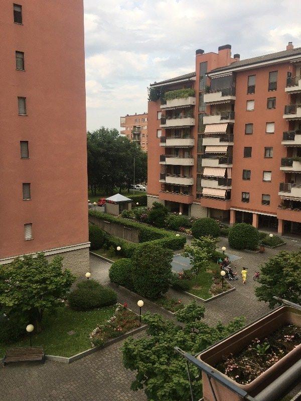 Milano moderno ed ampio bilocale arredato a Milano in Affitto