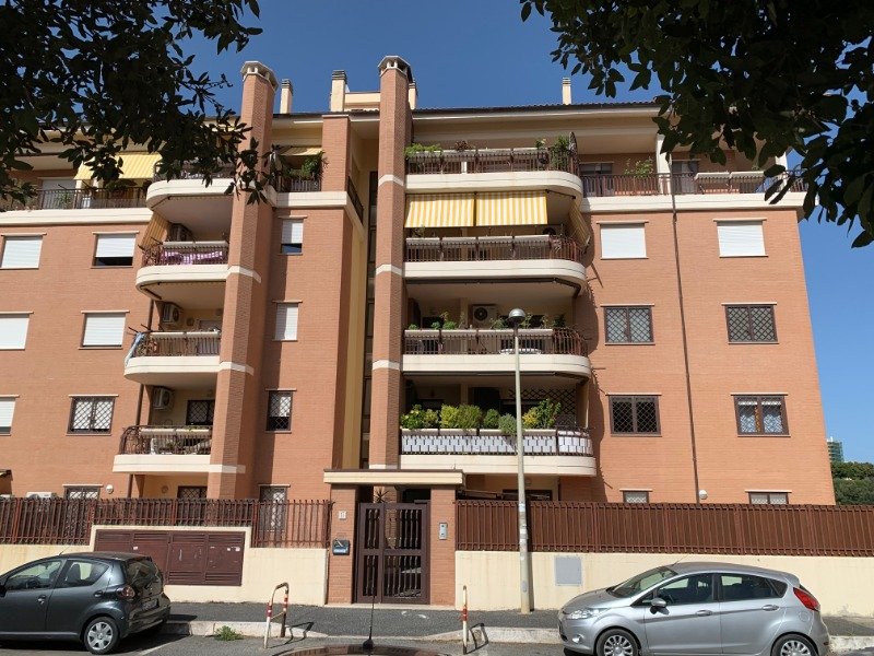 Pomezia Colli di Enea appartamento a Roma in Vendita