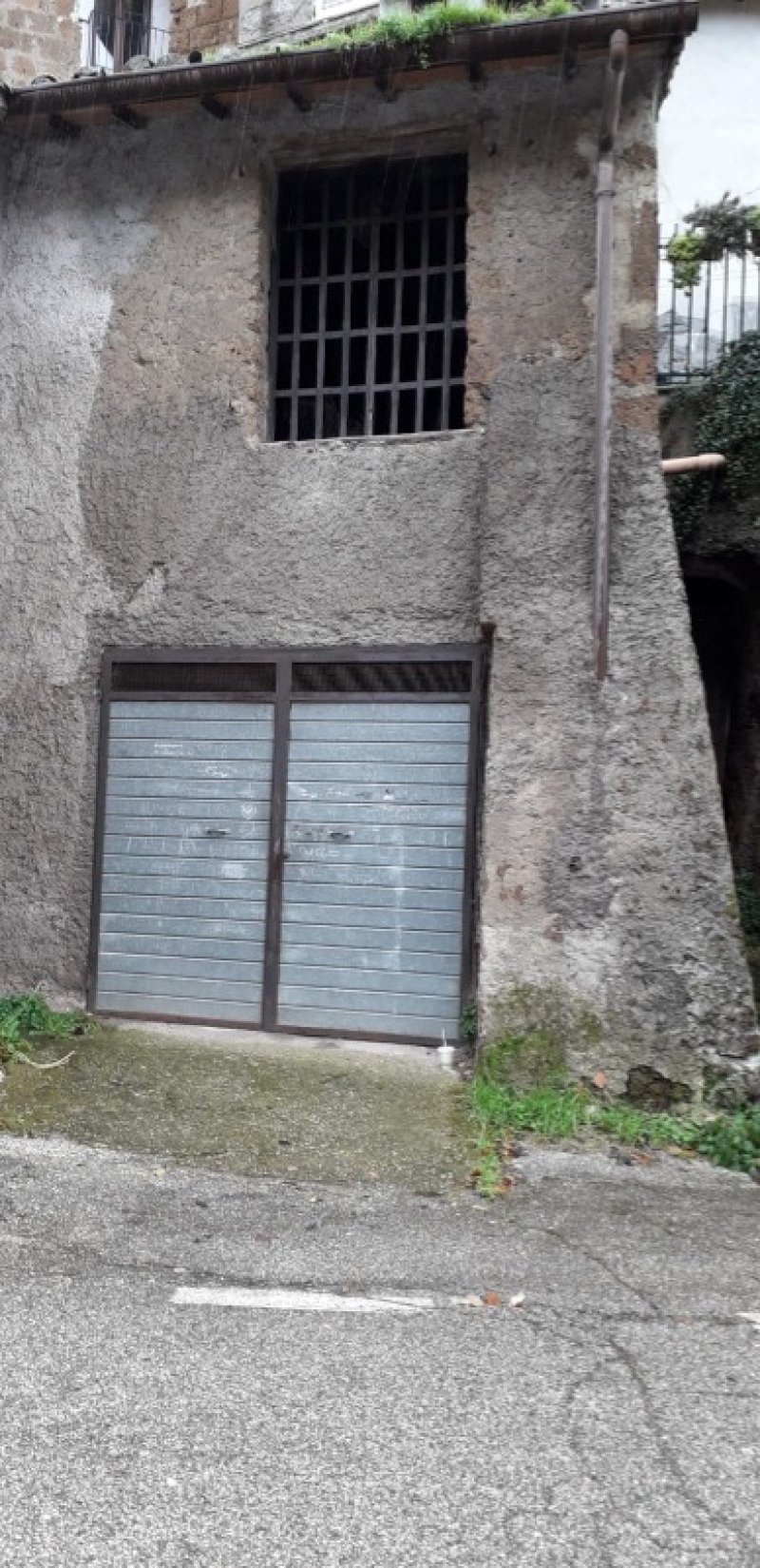 Bassano Romano appartamento con magazzino a Viterbo in Vendita