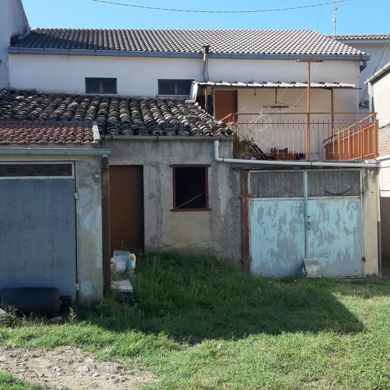 Alanno casa singola a Pescara in Vendita