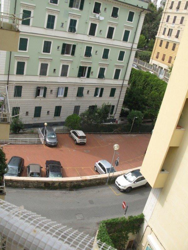 Genova Carignano in lussuoso palazzo appartamento a Genova in Affitto