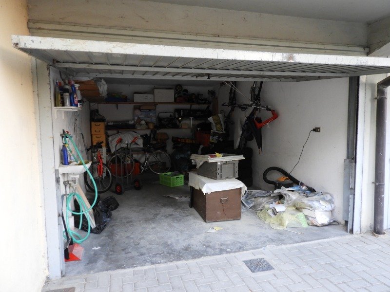 Langhirano quadrilocale con cantina e garage a Parma in Vendita