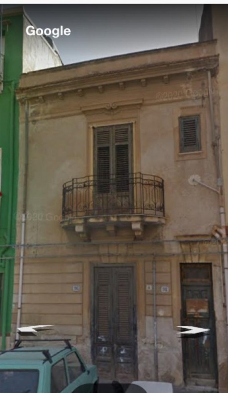 Palermo casa autonoma a Palermo in Vendita