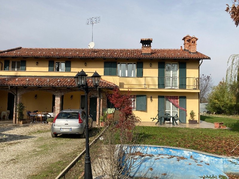 Bene Vagienna villa bifamiliare a Cuneo in Vendita