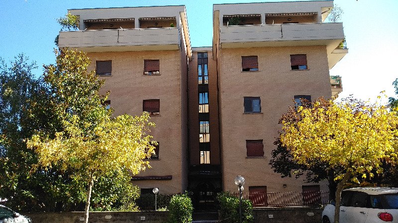 Velletri appartamento in palazzo signorile a Roma in Vendita