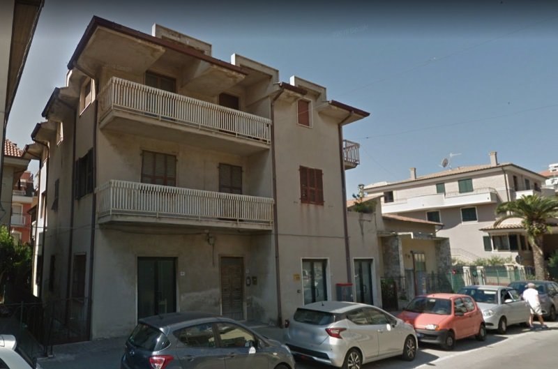San Benedetto del Tronto immobile da ristrutturare a Ascoli Piceno in Vendita