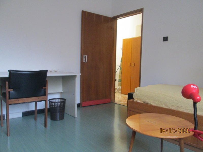 Trento ampia stanza singola e stanza doppia a Trento in Affitto