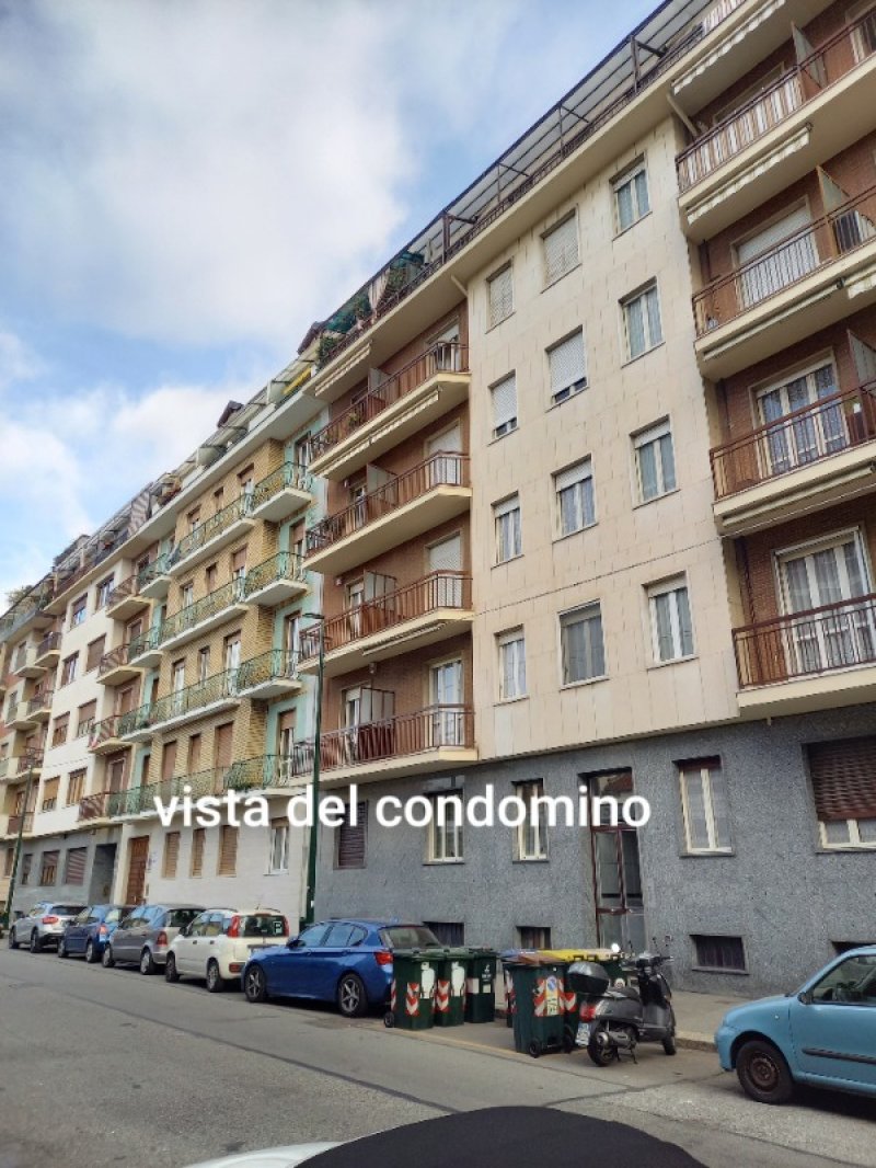 Torino zona Pozzo Strada appartamento a Torino in Vendita