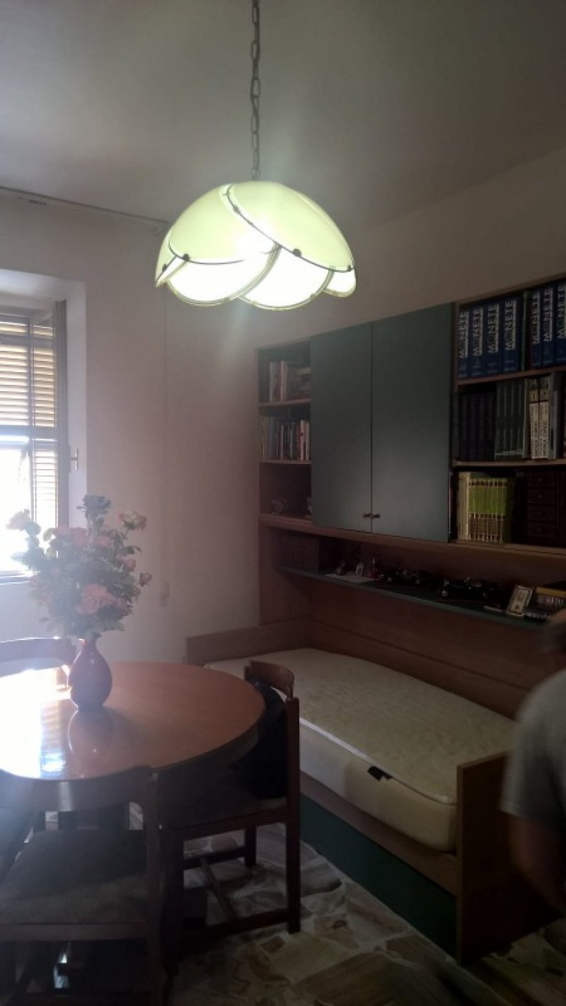 Sassari appartamento arredato con mobili su misura a Sassari in Vendita