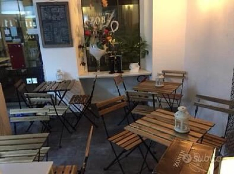 Rivoli attivit di bar con annessa panetteria a Torino in Vendita