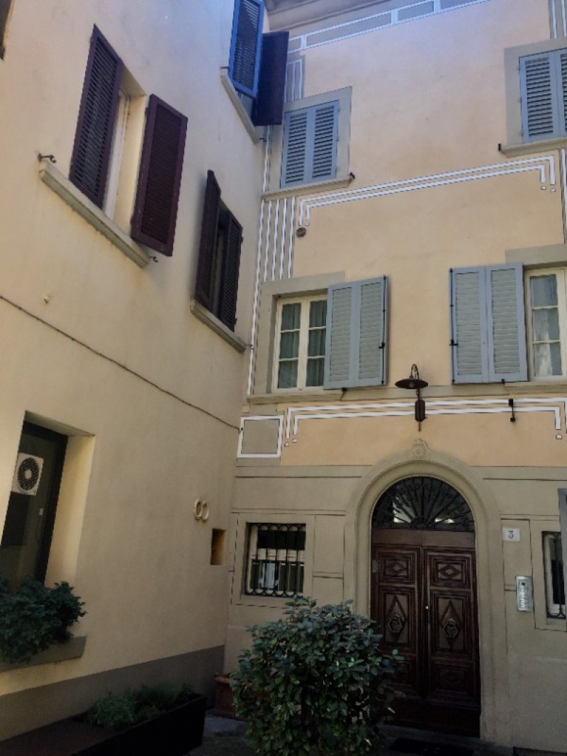 Monte San Savino appartamento nel centro storico a Arezzo in Affitto