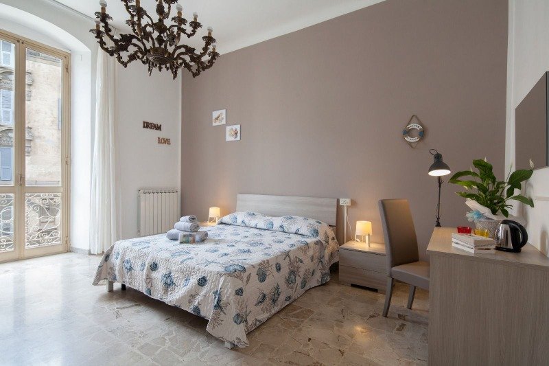 La Spezia camere singole con bagno in condivisione a La Spezia in Affitto