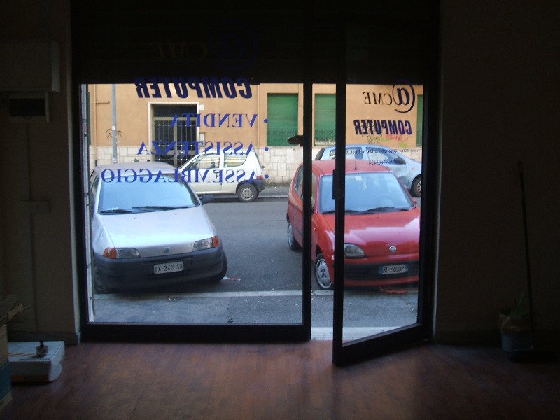Centocelle Roma negozio anche uso ufficio a Roma in Affitto