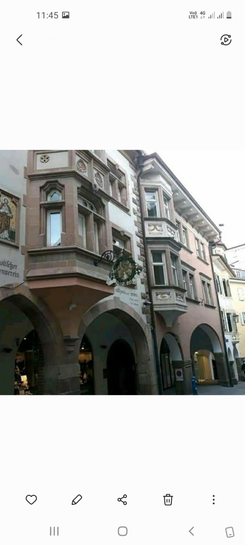 Merano stanze in palazzo medioevale a Bolzano in Affitto