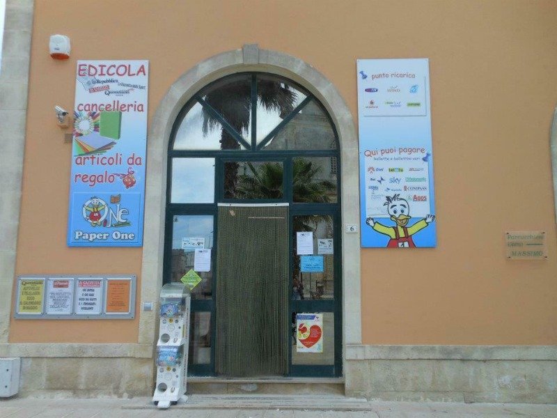 Ortelle avviata attivit commerciale di edicola a Lecce in Vendita