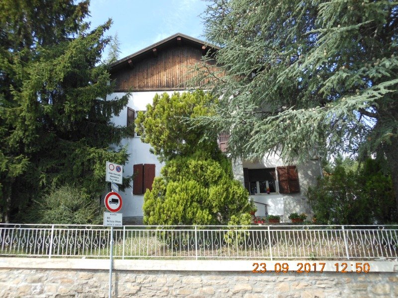 Tizzano Val Parma trilocale in villa a Parma in Vendita