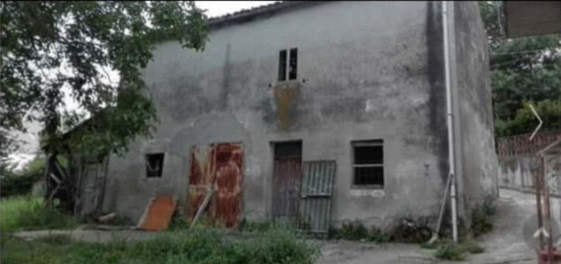 Brittoli casa singola a Pescara in Vendita