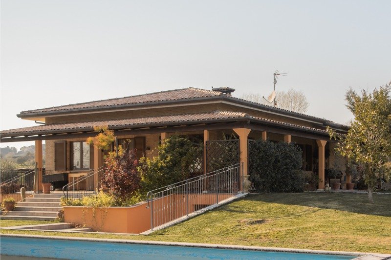 Montecassiano villa a Macerata in Vendita
