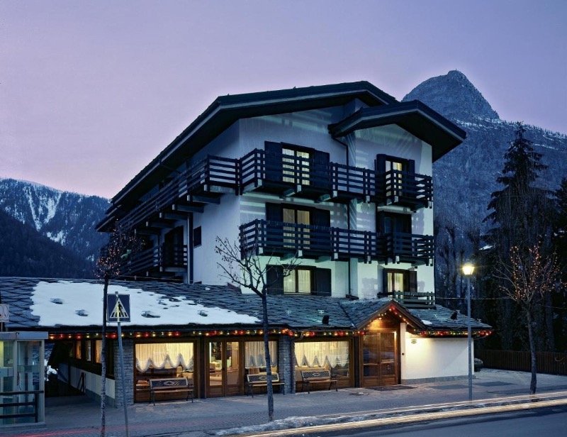 Courmayeur settimana in compropriet alberghiera a Valle d'Aosta in Vendita