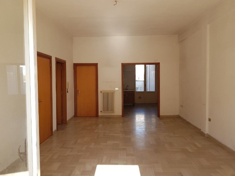 Trepuzzi appartamento posto al primo piano a Lecce in Vendita