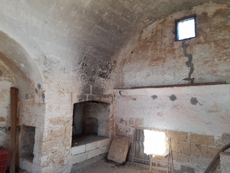 Torre Santa Susanna casolare antico a Brindisi in Vendita