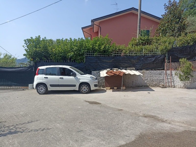 Bolano casa bifamiliare a La Spezia in Vendita