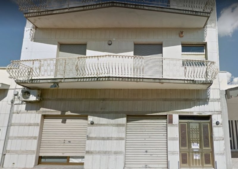 Aradeo appartamento centrale a Lecce in Vendita
