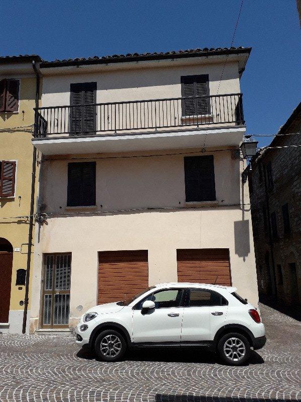casa nel centro storico di Serra Sant'Abbondio a Pesaro e Urbino in Vendita