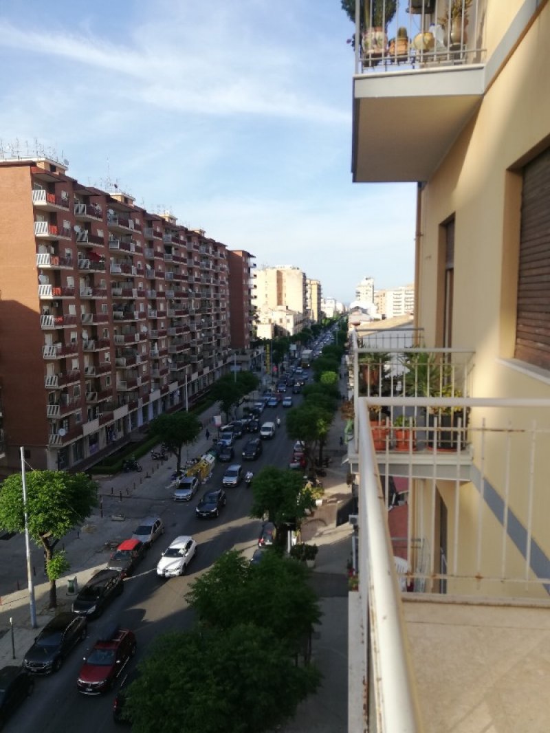 a Palermo appartamento panoramico a Palermo in Vendita