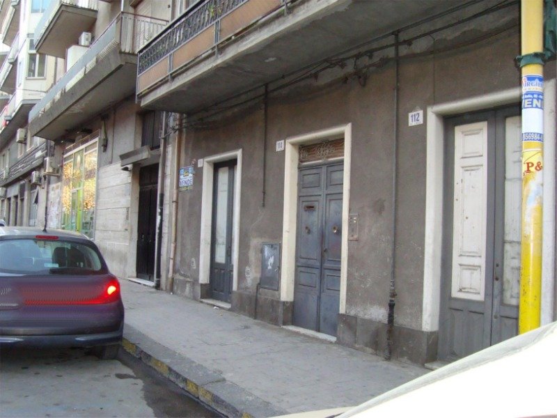 Paternò locale uso commerciale o ufficio a Catania in Vendita