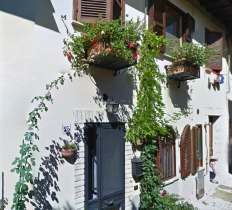 appartamento nel centro storico di Norcia a Perugia in Vendita