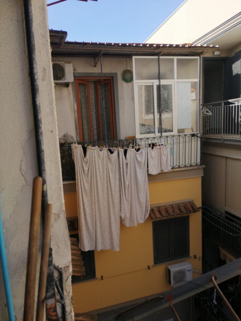a Pomigliano d'Arco appartamento in piccola corte a Napoli in Vendita