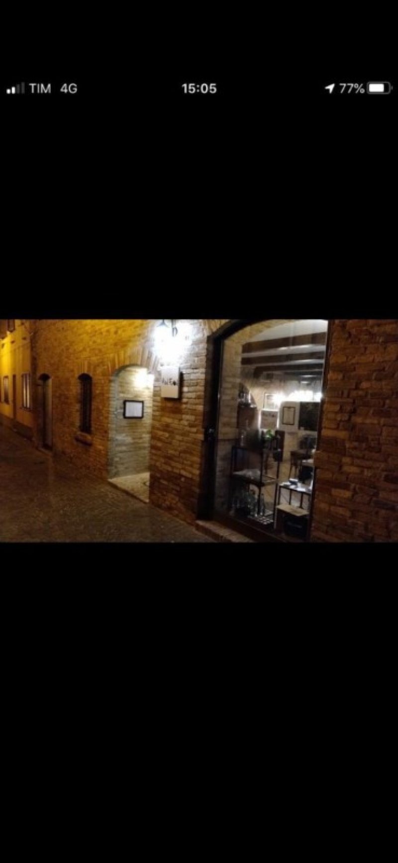 Castelfidardo locale commerciale in centro storico a Ancona in Affitto