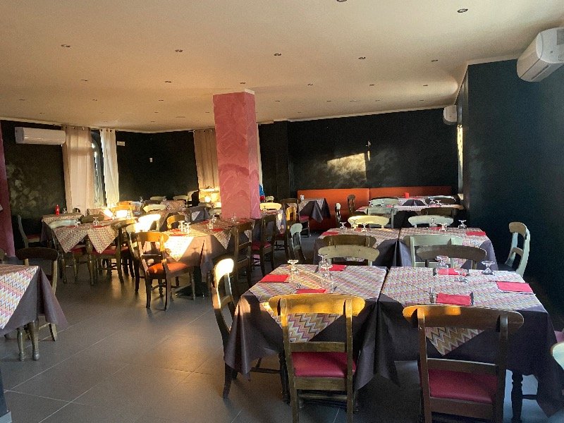Frattamaggiore ristorante pizzeria a Napoli in Vendita