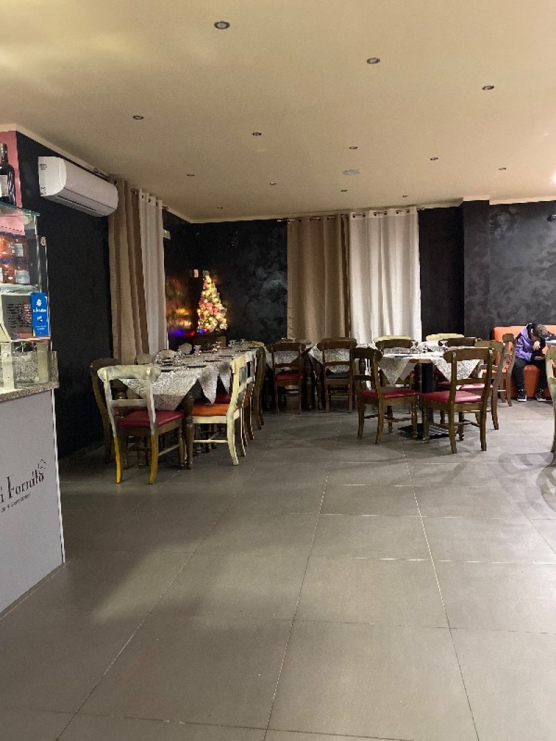 Frattamaggiore ristorante pizzeria a Napoli in Vendita