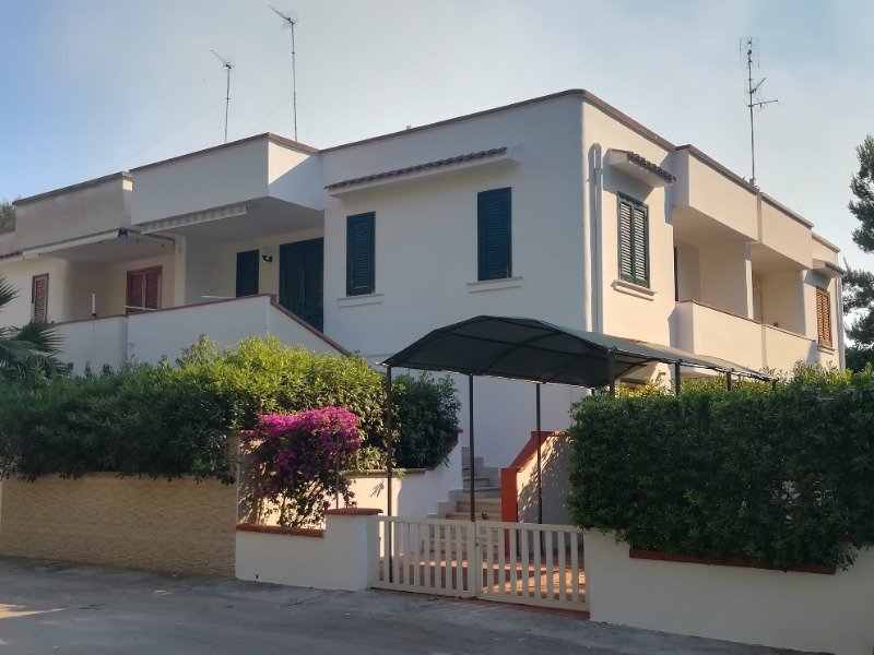 Gallipoli appartamento in villaggio turistico a Lecce in Affitto