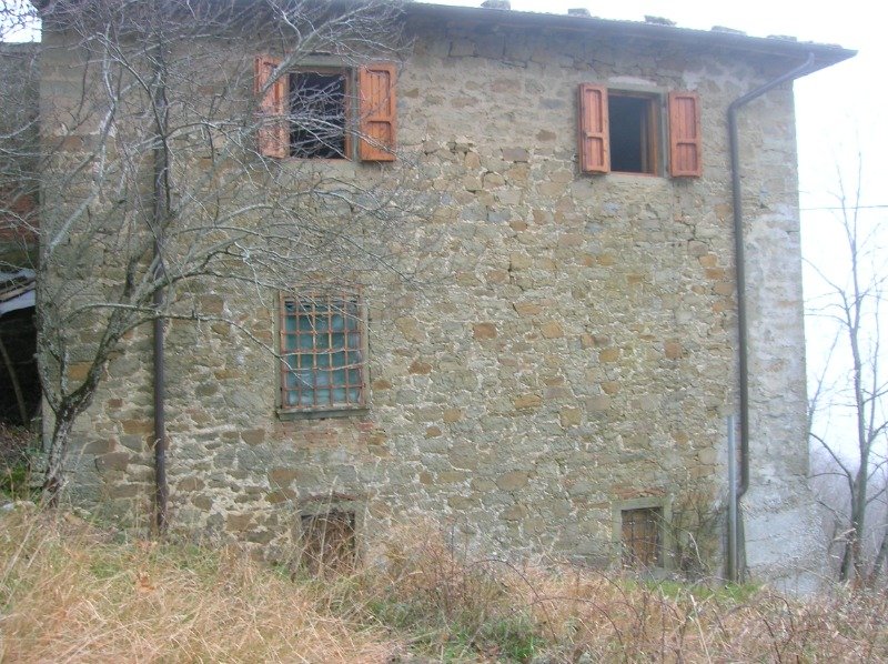 Castel San Niccol casa colonica a Arezzo in Vendita