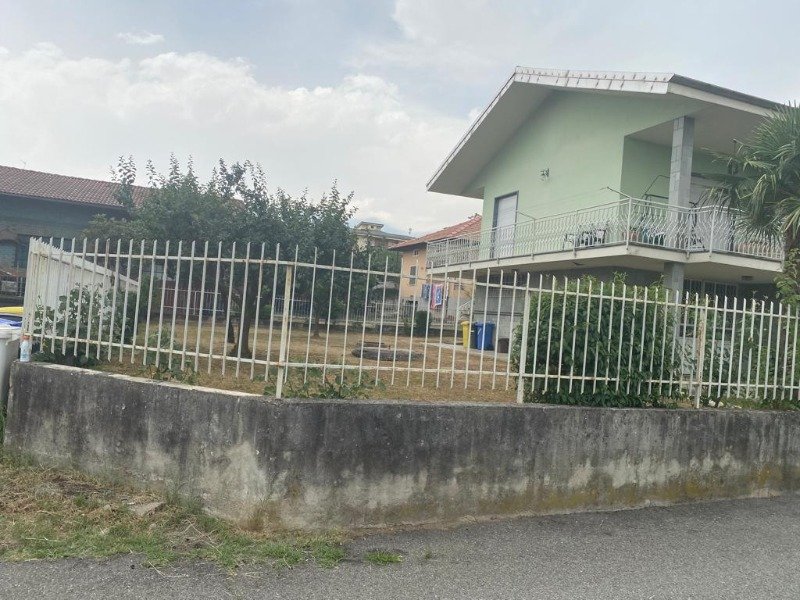 Rivara villa bifamigliare a Torino in Vendita