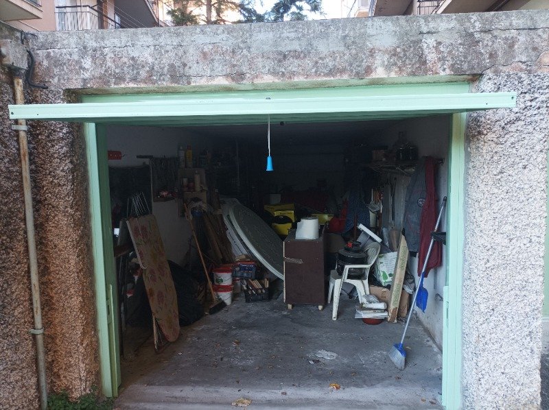 Albisola Superiore garage a Savona in Vendita