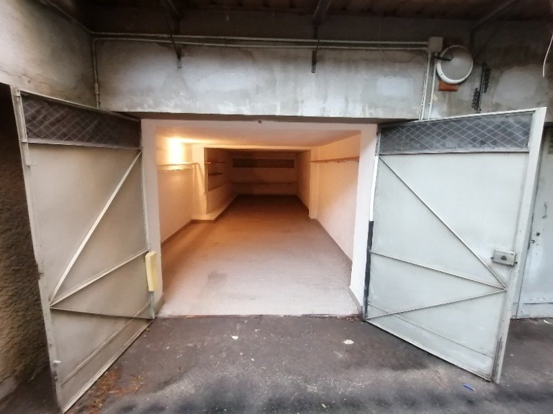 Grosseto ampio garage a Grosseto in Vendita
