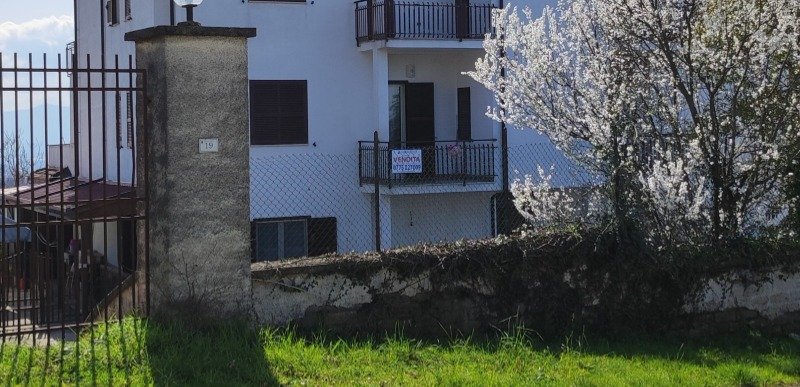 Ferentino appartamento con ampio terrazzo a Frosinone in Vendita