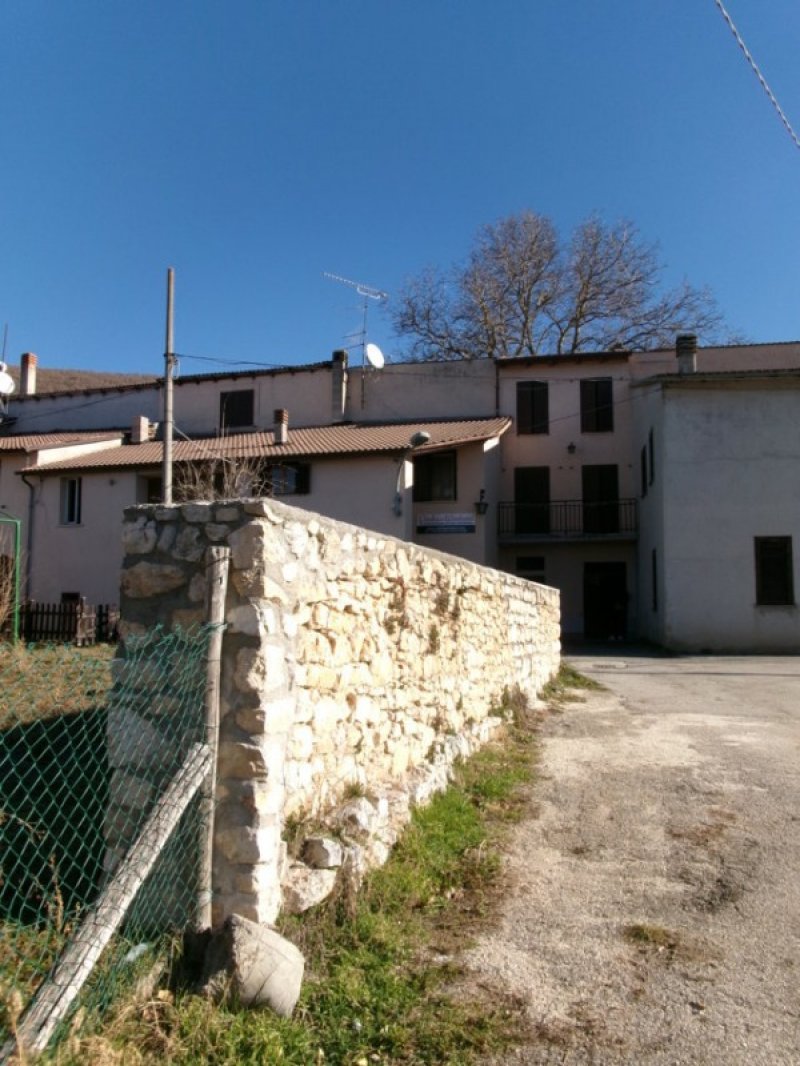 Avendita di Cascia appartamento ammobiliato a Perugia in Vendita